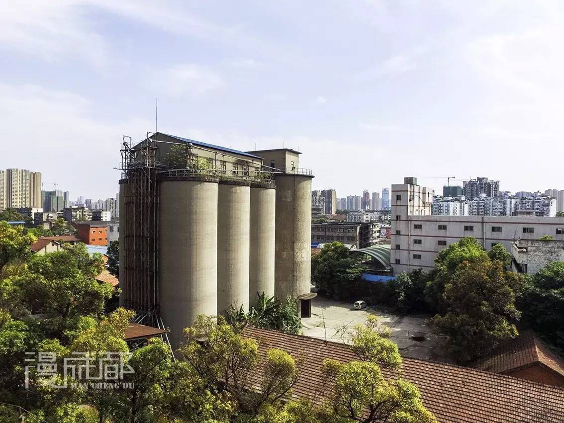 它们承载好多成都人的记忆,让我们一起来保护这些老工业建筑吧!