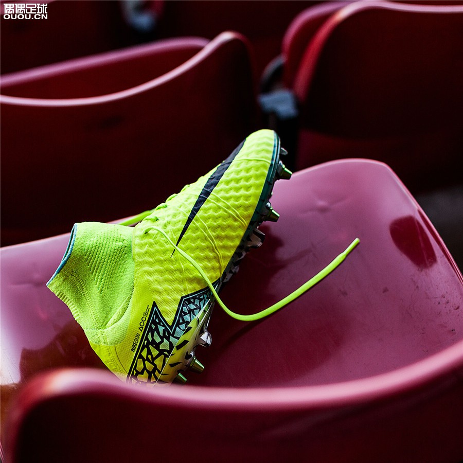 耐克phantomvenomelite足球鞋,nike足球鞋有哪几个系列2023