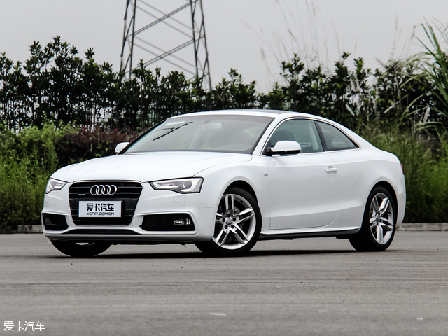 奥迪a5sline内饰套件,奥迪a5全新内饰概念图