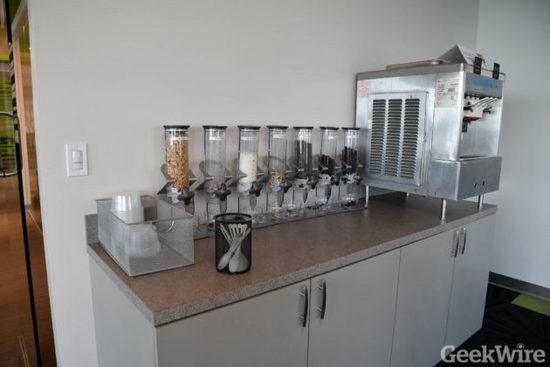 海滨景观，绿色环境，桌式足球机，带你探秘团购鼻祖Groupon全新的西雅图谷办公室