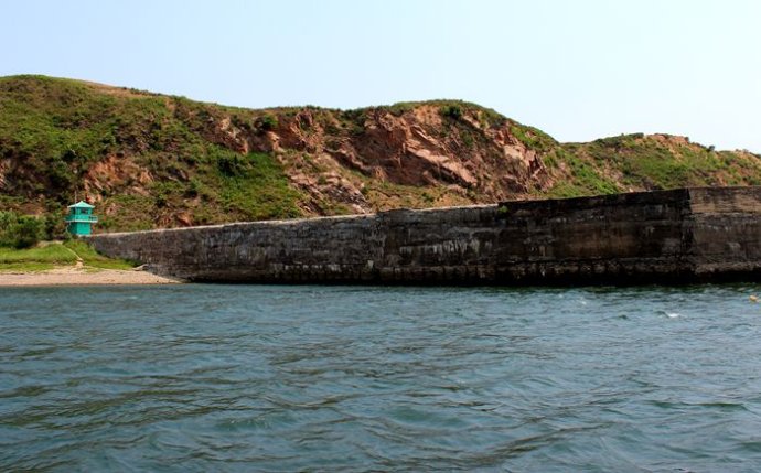 中朝边境美丽的风景,中朝边境桃花盛开的地方