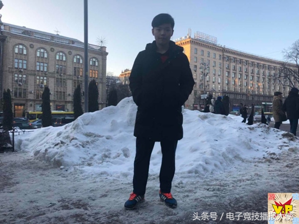 4am孤存第一视角完整吃鸡,孤存带领4am吃鸡