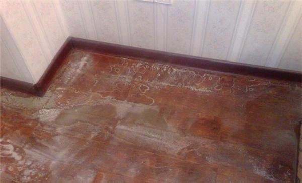 木地板发臭海鲜味,木地板发臭怎么解决