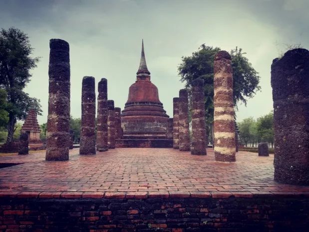 君行体验官专栏丨他在佛之国度，邂逅了一场浪漫