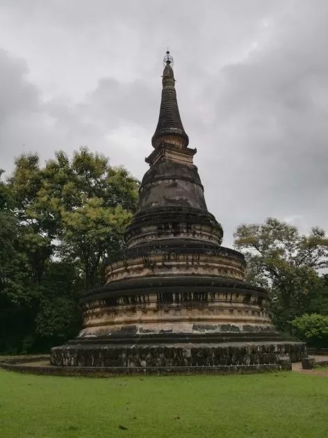 君行体验官专栏丨他在佛之国度，邂逅了一场浪漫