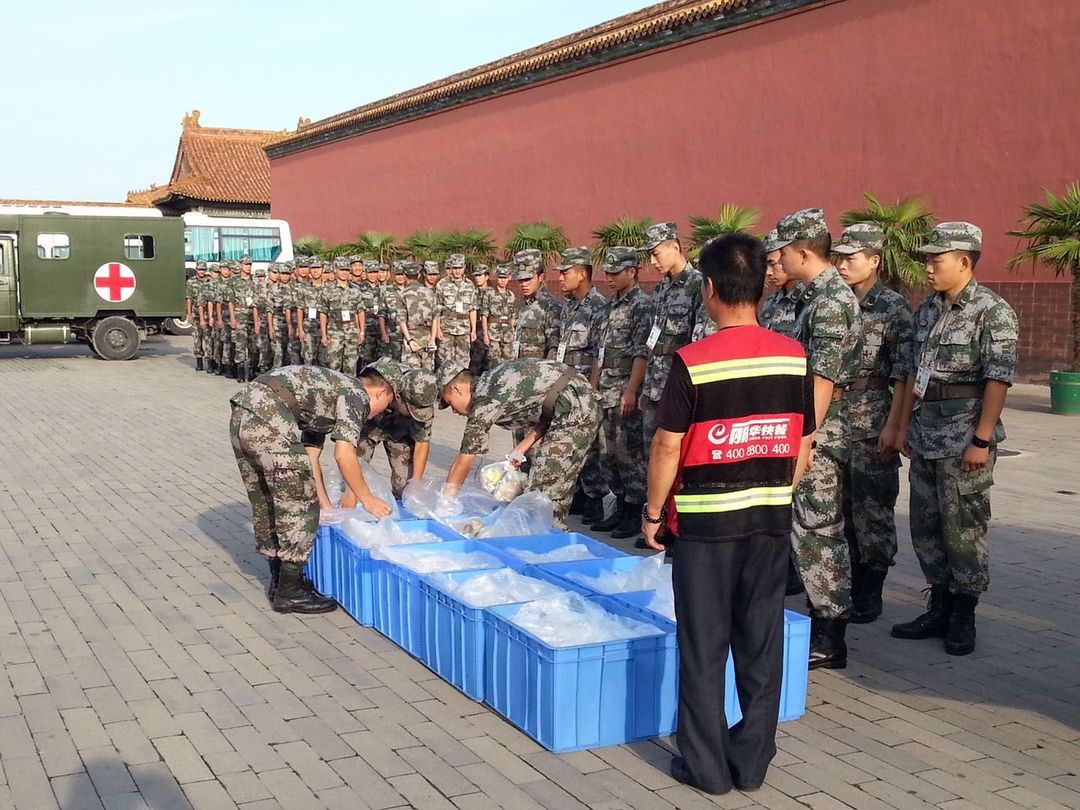 丽华快餐规定多长时间送达,丽华快餐日配送量