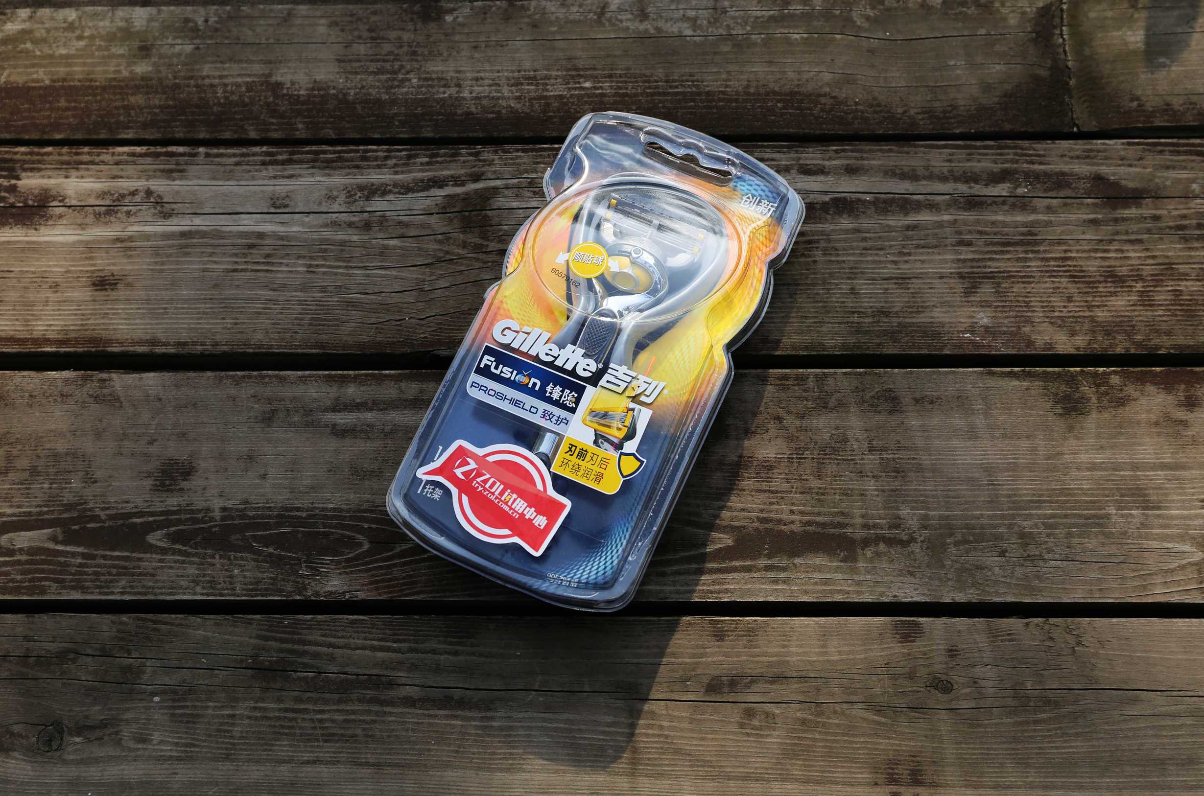 吉列致护和锋隐的区别,吉列锋隐致顺刀头可以通用么