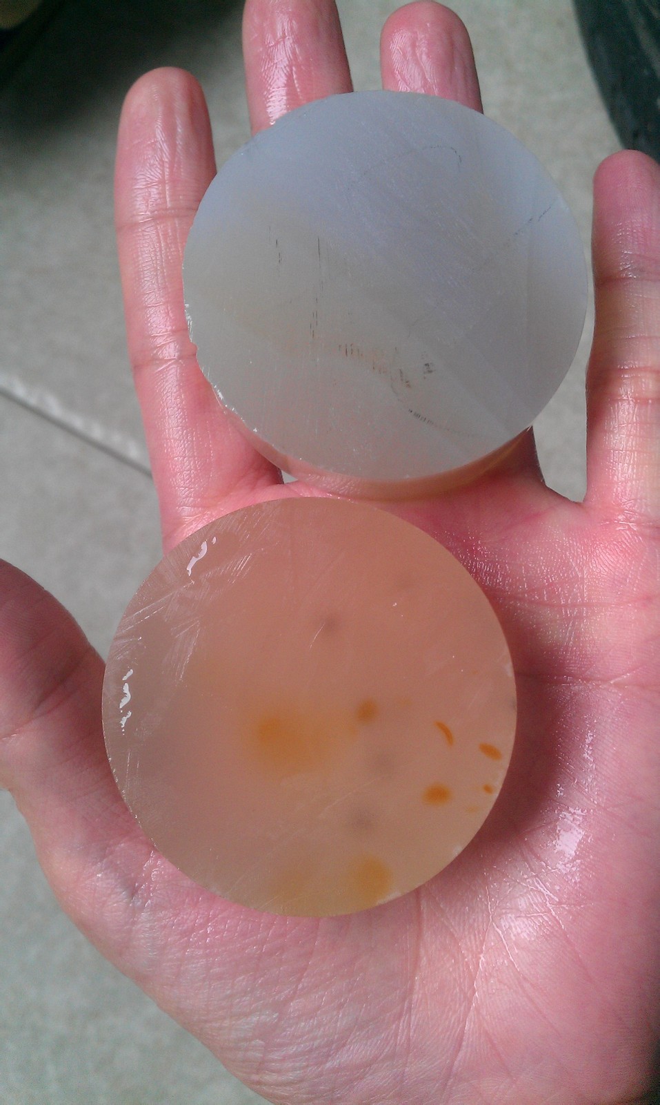 天气太干燥怎么办,玉缺水后会是什么样