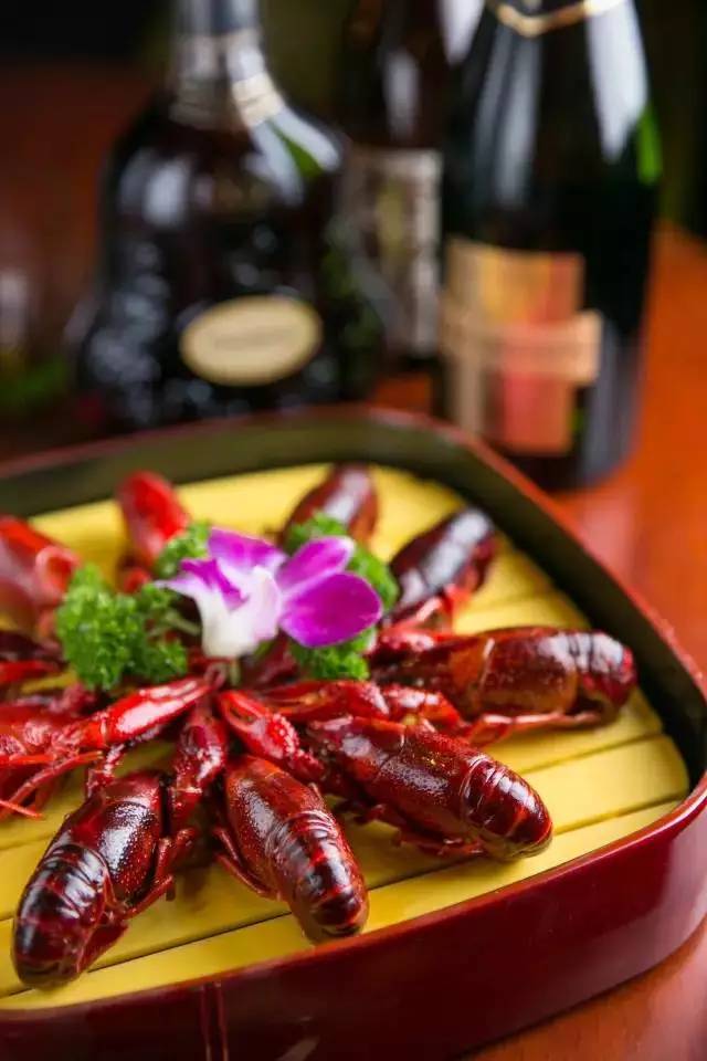 上海有名的网红小龙虾,魔都网红小龙虾
