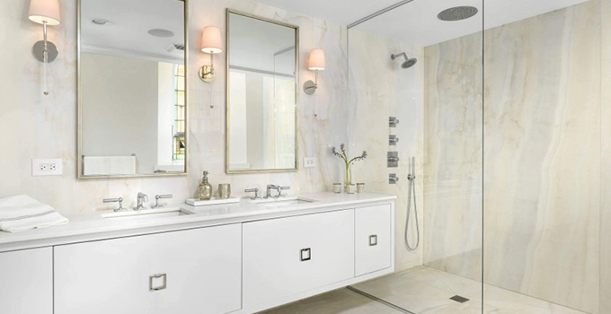 卫生间半墙长虹玻璃隔断,卫生间玻璃隔断墙怎么清洗