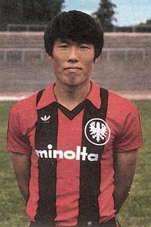 他是20世纪亚洲最佳球员，德甲MVP，惨遭韩国足协执教禁令！