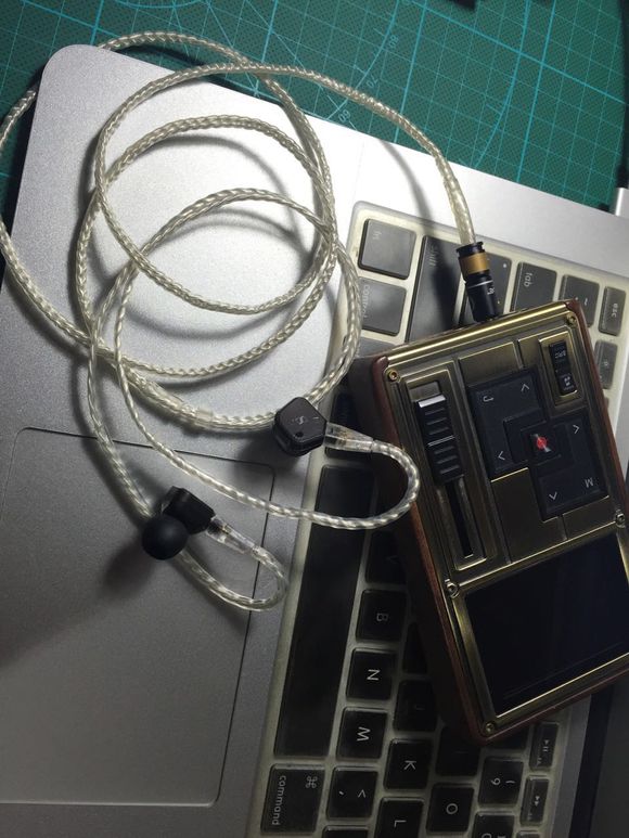 不能忍,森海塞尔ie80换线视频