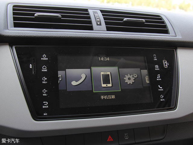 斯柯达晶锐和飞度哪个好,晶锐和polo飞度哪个好