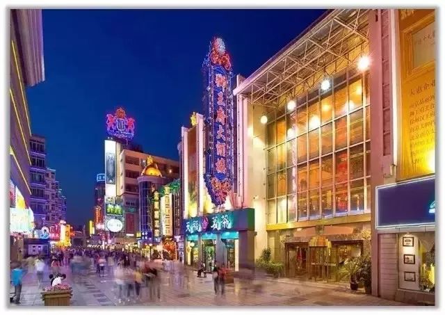 在南京也能吃到正宗的新疆美食,在南京也能吃到淄博烧烤