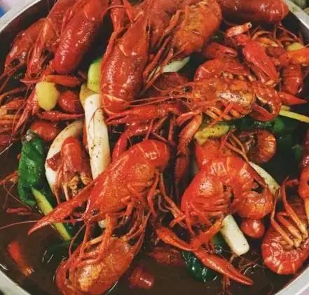 第一批吃小龙虾视频,第一个吃小龙虾的人