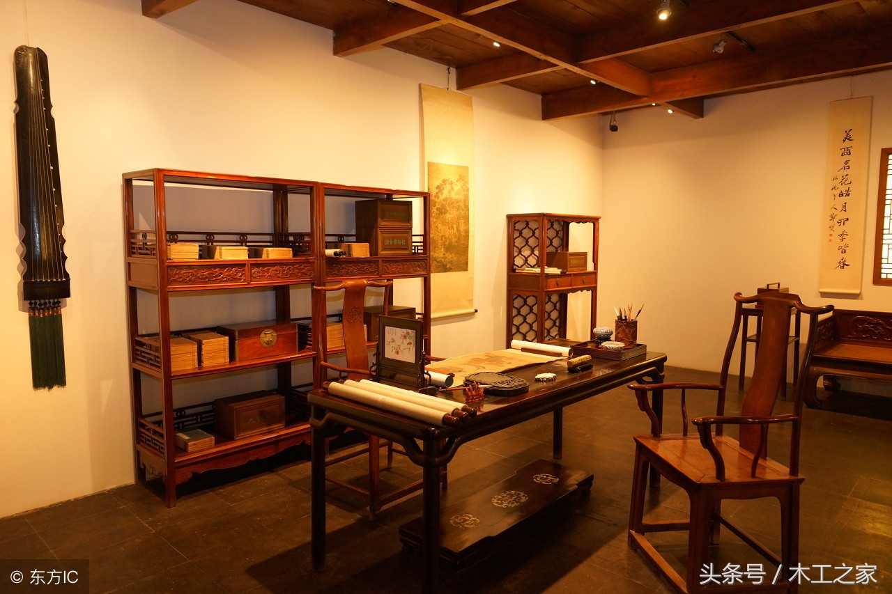 有关实木家具的说说,水曲柳实木家具图北京哪里有卖的