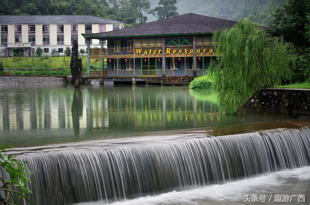 桂林的溶洞美,桂林钟乳石溶洞怎么去最好