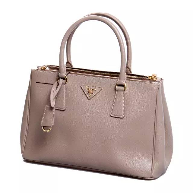 重庆有哪些大牌包专柜 (成都名牌包专柜和官网价格一样么)