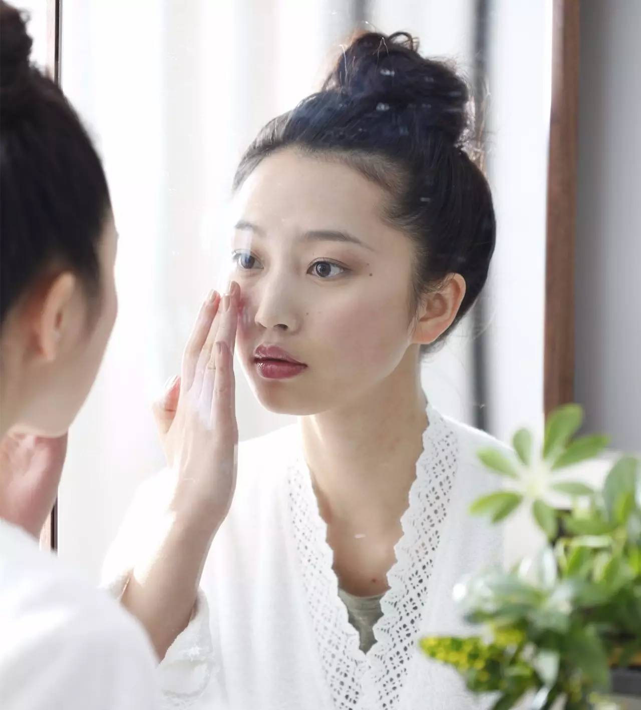 夏季好用的清爽面霜 (适合夏季的清爽面霜)