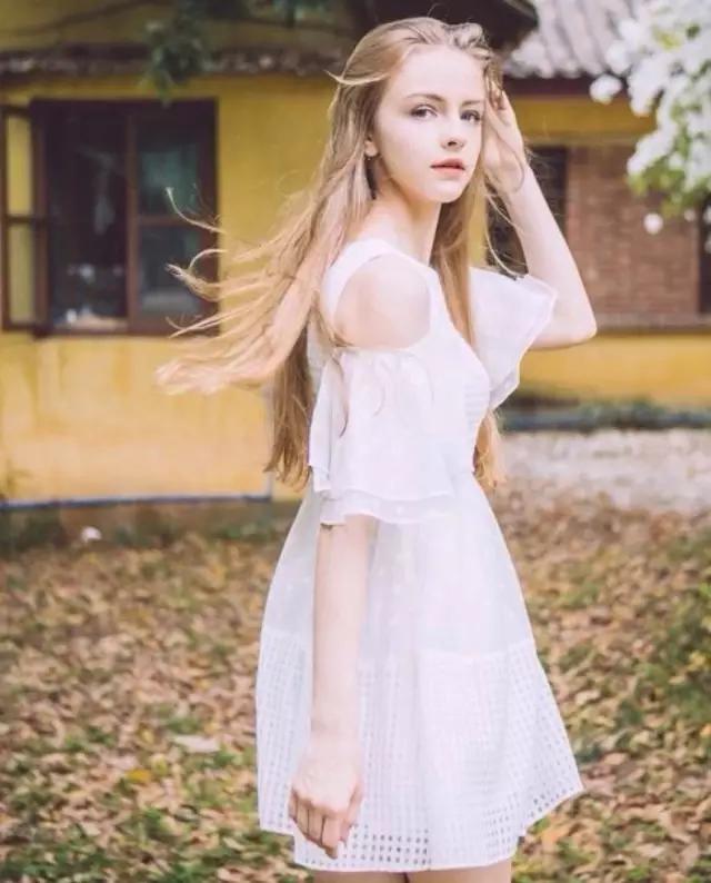 如何描述人的外貌英文,描述人外貌的英文句子