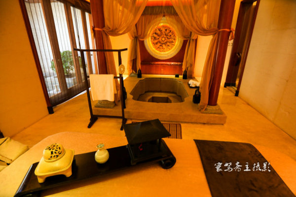 在酒店体验下厨的感受,在温泉池享受视觉与味觉双重盛宴