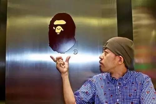 bape猿人头logo真假,bape短袖鲨鱼和猿人头怎么选