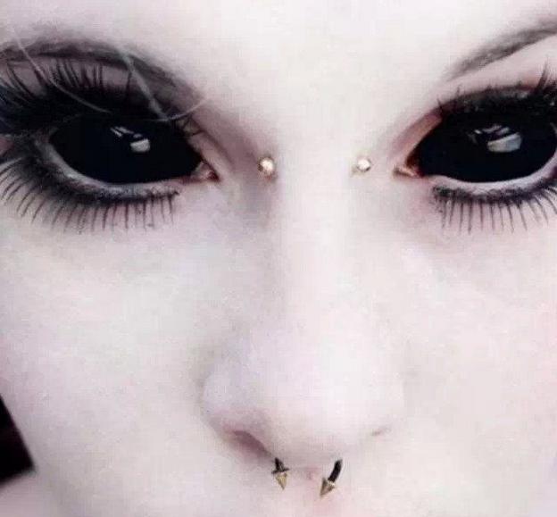 眼球刺青有什么含义,眼球里纹纹身