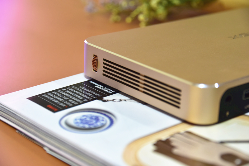 极米z4爵色怎么样,极米z4测评视频