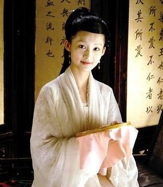 她曾是“星女郎”后被雪藏8年，少年包青天成为唯一出名作品