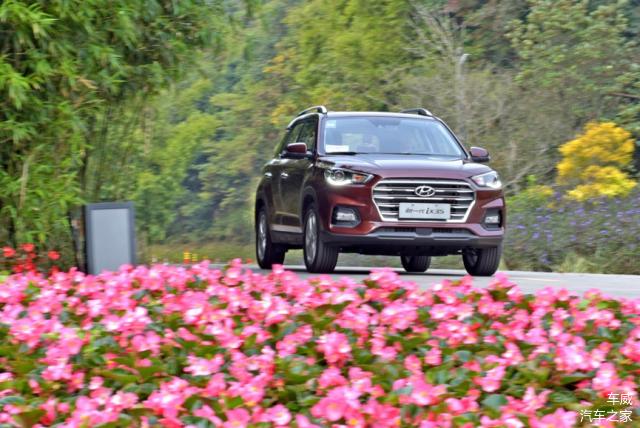 全新ix35突破suv性价比天花板,ix35最低价多少钱