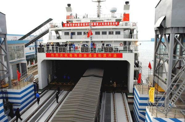 海南全面深化改革开放的四梁八柱,春潮涌动改革开放