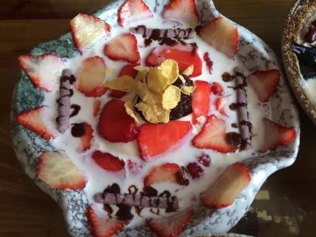 成都麓湖生态城美食街,成都有哪些大学城美食街