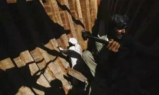 一广州人去迪拜,但最后回来哭着说