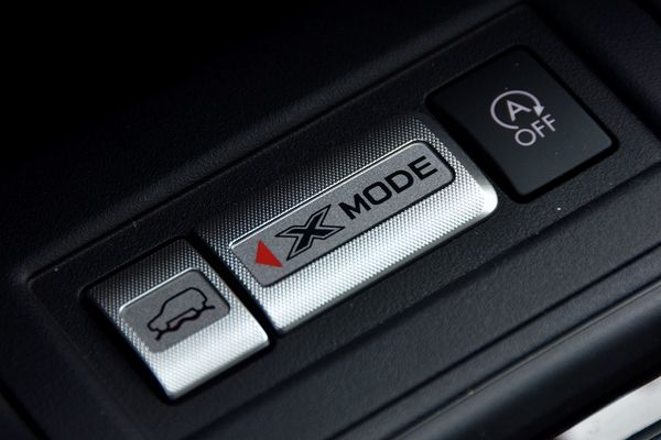 自成一派原创视频,2016款2.0斯巴鲁森林人评测