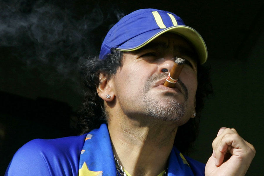 足球球王马拉多纳事件,足球球王马拉多纳