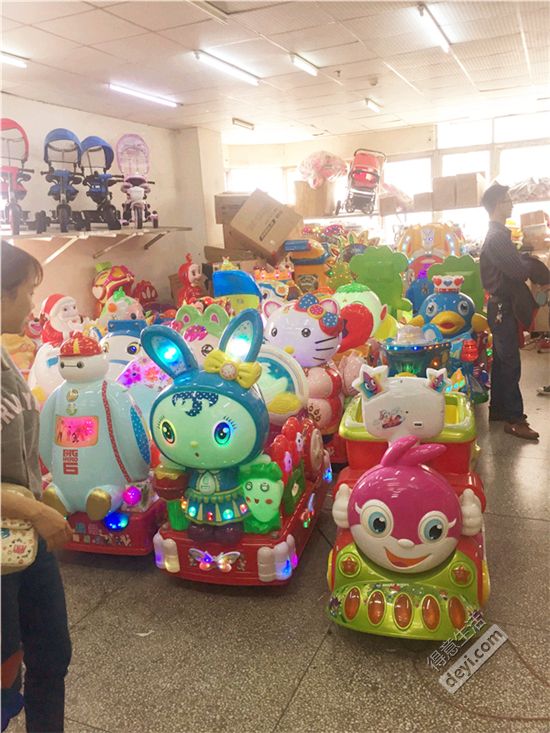 汉正街童装直播间秒杀,汉正街品牌童装直播间