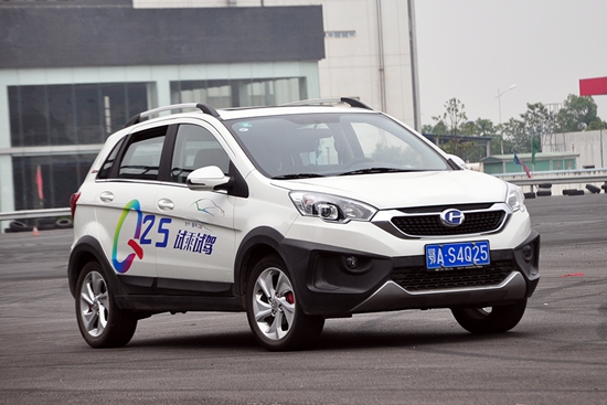 昌河suvq25,昌河q25空间评测