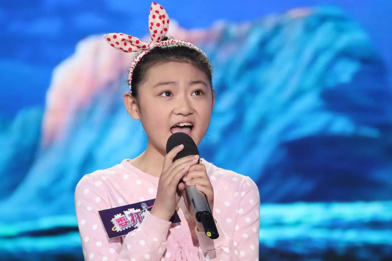 白血病抗争8年女孩,16岁少女抗争白血病2次复发