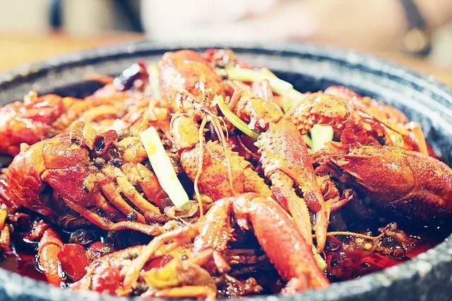 鹅卵石烤鱼北京,北京石头烤鱼