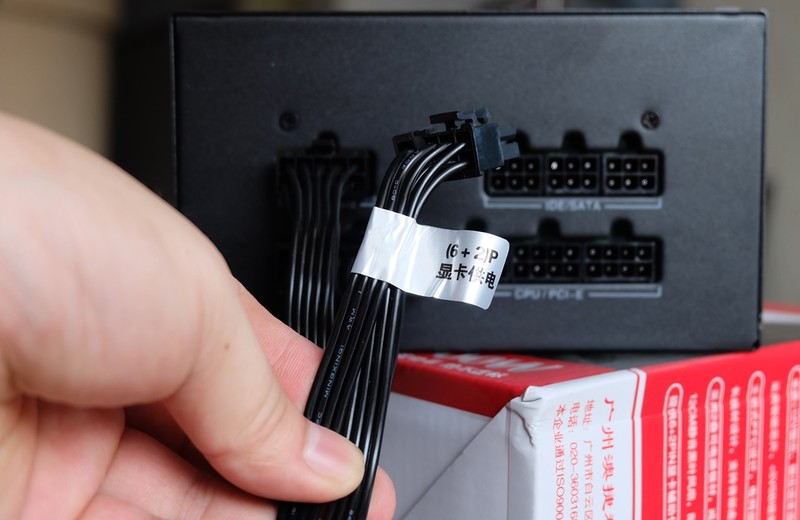 小机箱能装大主板,迷你小机箱装机推荐