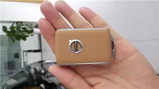 为什么车钥匙普遍那么丑?