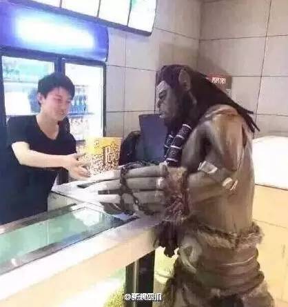 去看魔兽电影,看魔兽的顺序