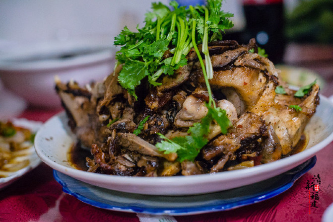 杞诲鏃呰,杞诲鍑鸿