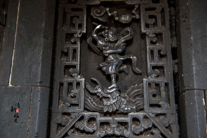 杞诲鏃呰,杞诲鍑鸿