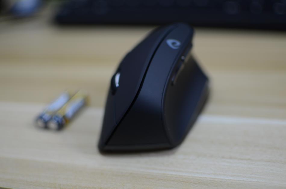 让鼠标自己动起来,达尔优无线带配重的鼠标