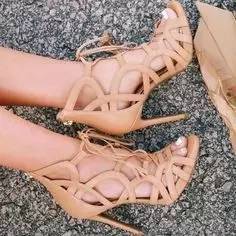 好穿不贵鞋,什么牌子的高跟鞋穿着好看又舒服