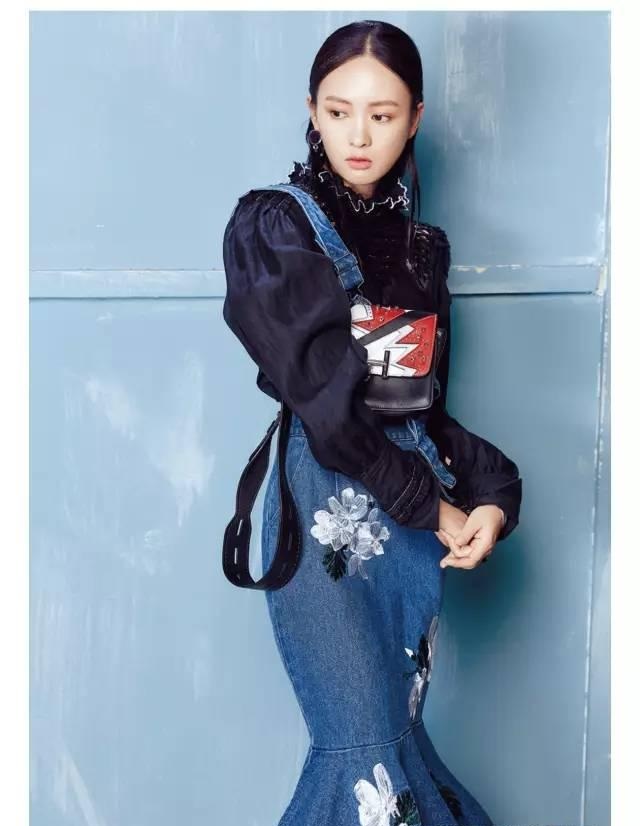 除了火热青春，你还少不了这件心机丹宁!