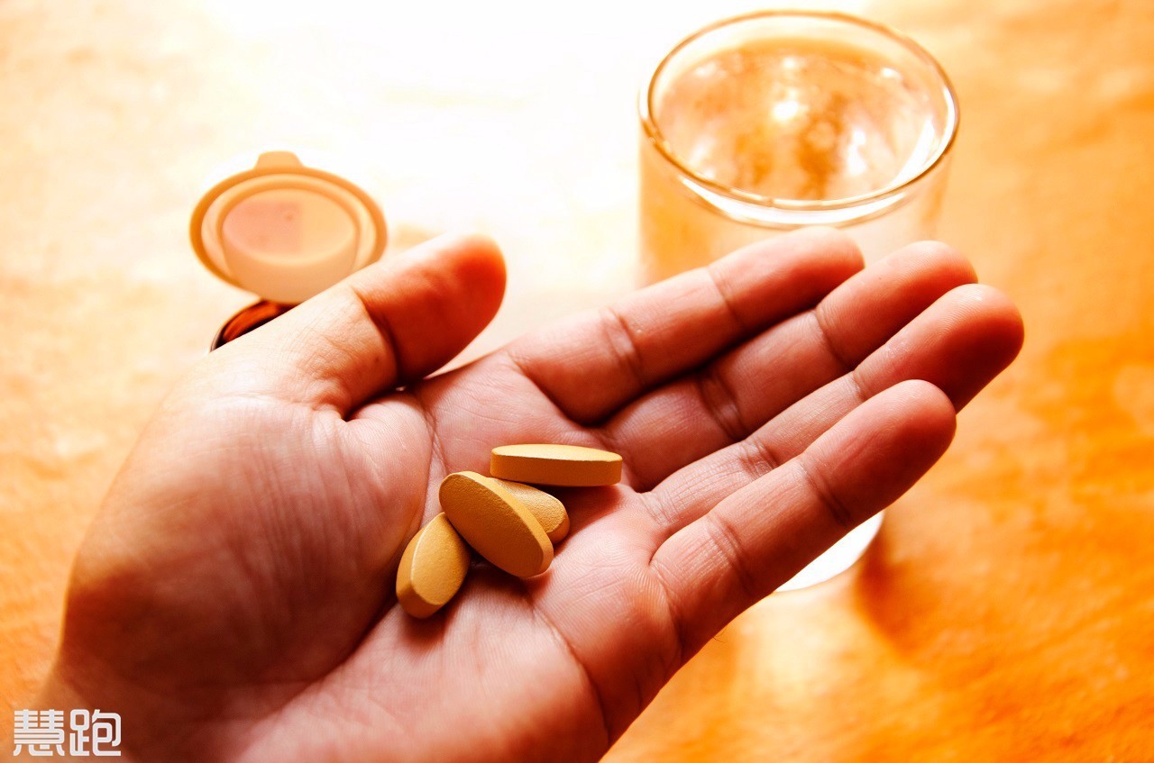 左旋肉碱100000减肥效果好吗,喝左旋肉碱减肥对身体有什么危害