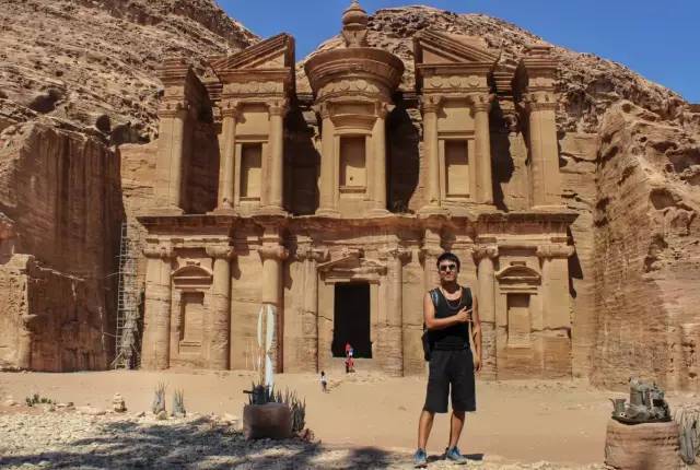 二十几岁环游世界,多大年纪还能环游世界