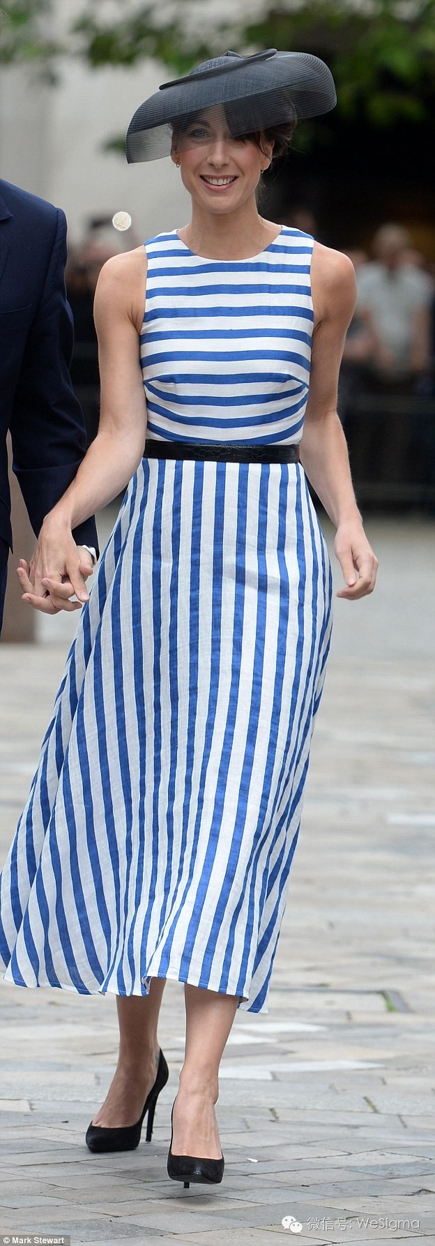 这是女王的90大寿,不是你们的红毯秀!